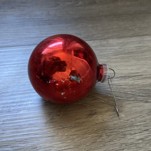 Glass Christmas Ornaments Lot 7 | Box + 6 Yellow & 1 Red Vintage - Picture 11 of 15